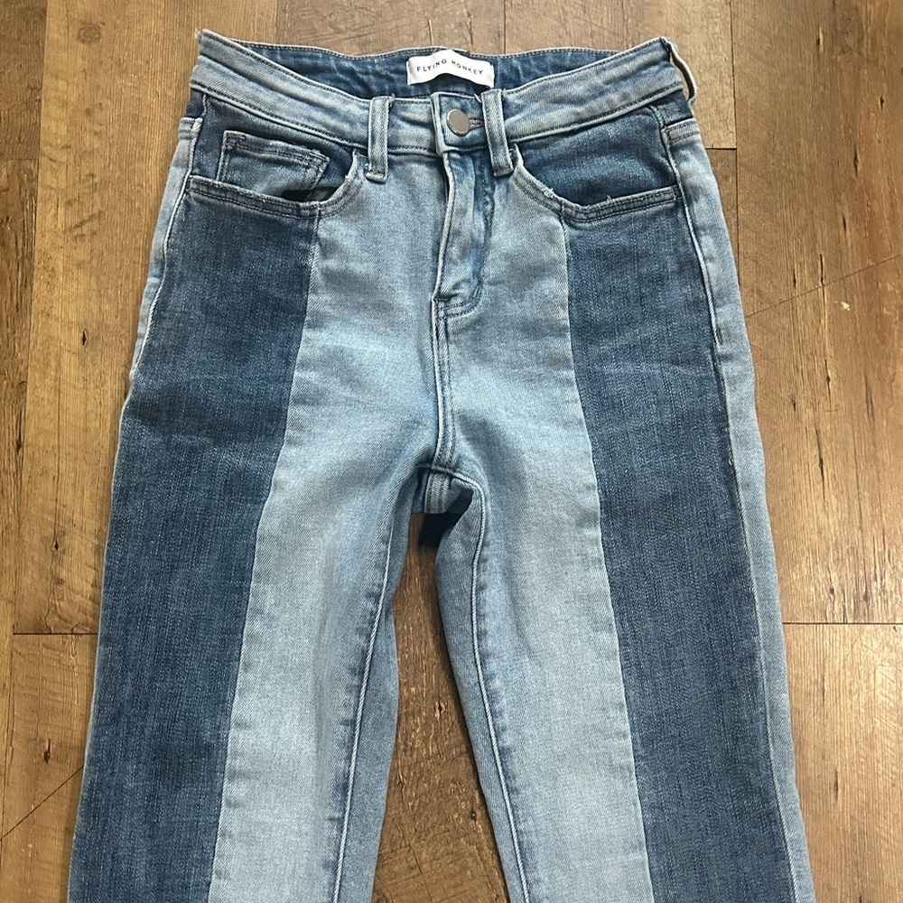 Flying Monkey High Rise Two-Tone Panel Skinny Cropped Ankle Jeans | Size 25 - Picture 4 of 10